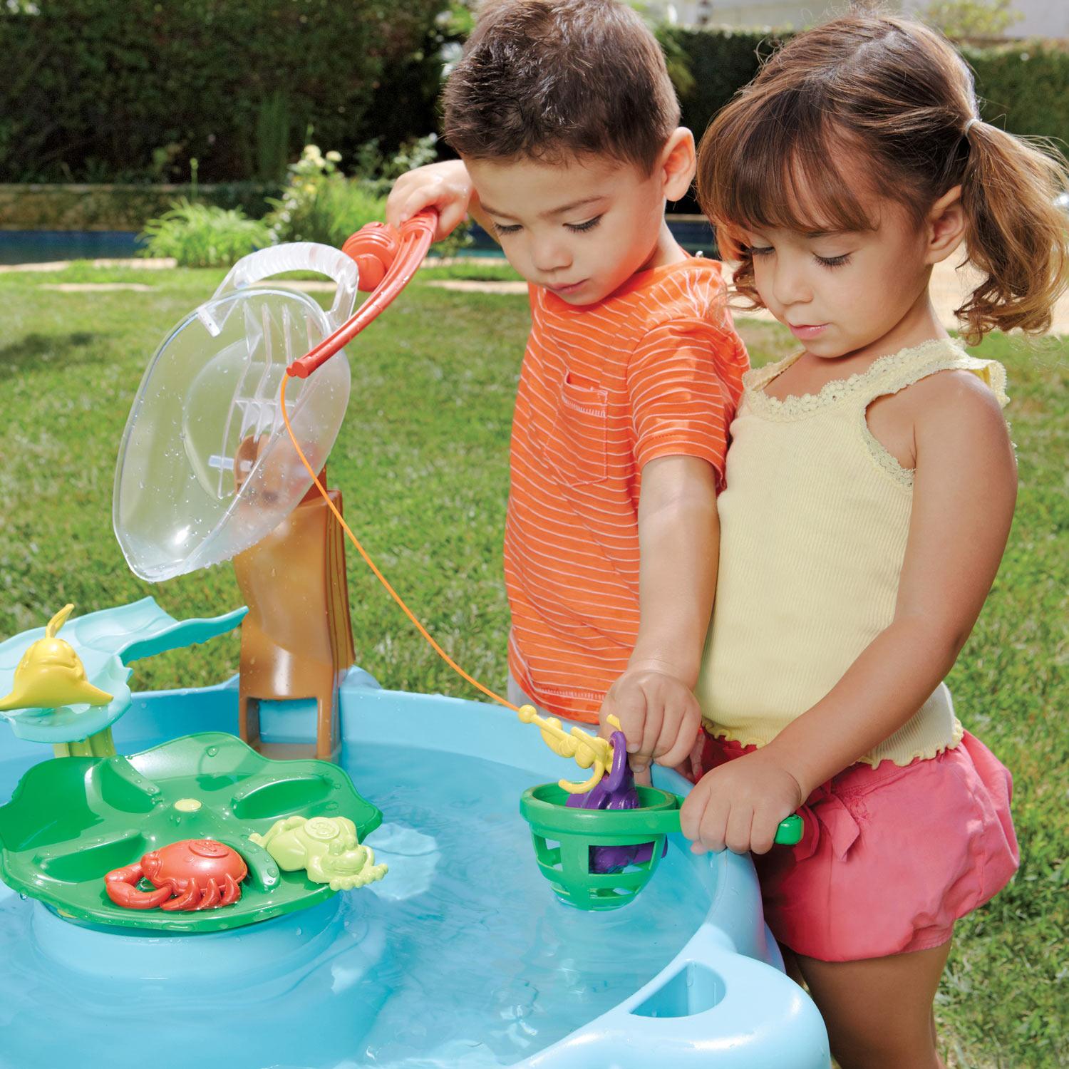 Little Tikes Fish 'n Splash Water Table? - Image 7