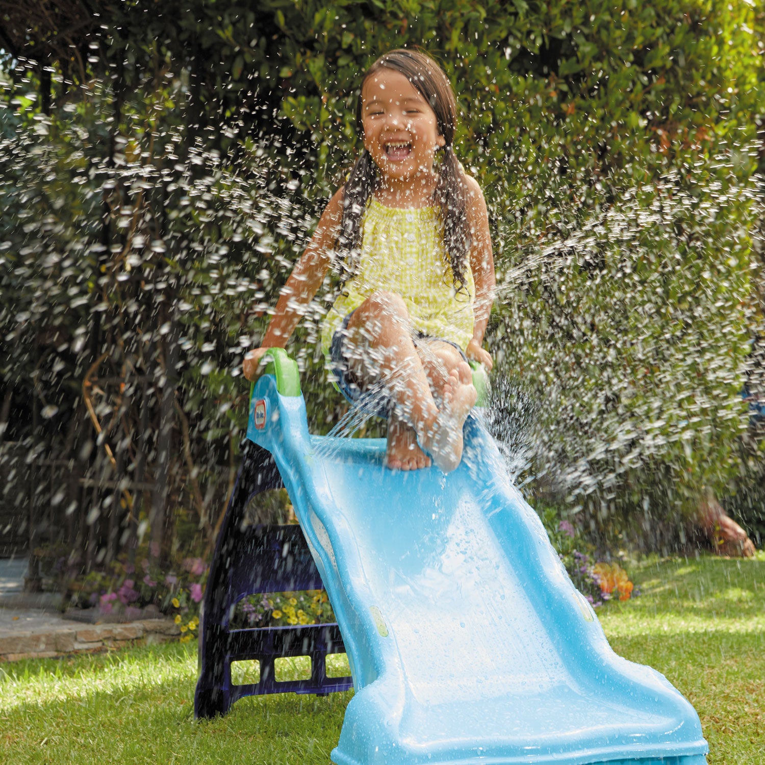 Little Tikes 2-in-1 Indoor-Outdoor Slide - Image 5